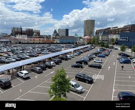 parking outlet roermond